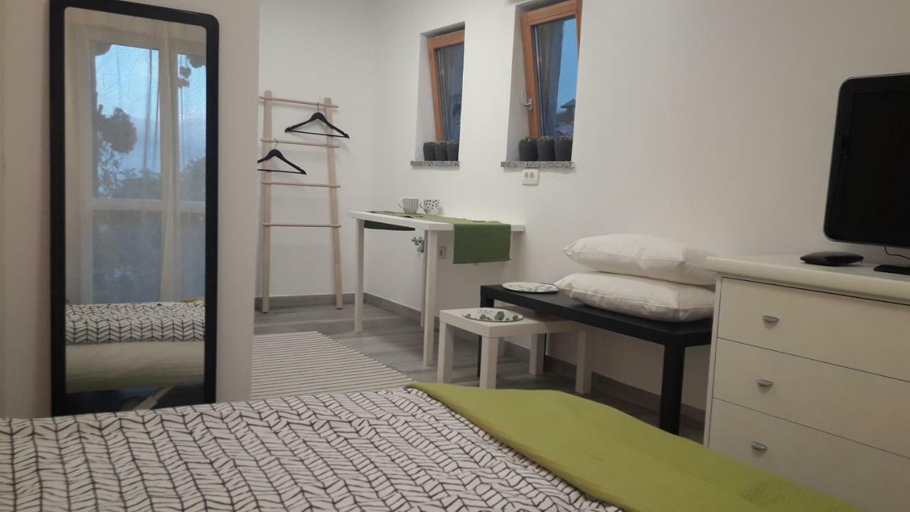 Apartma Medosi Ізола Номер фото